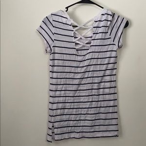 striped t shirt size small
